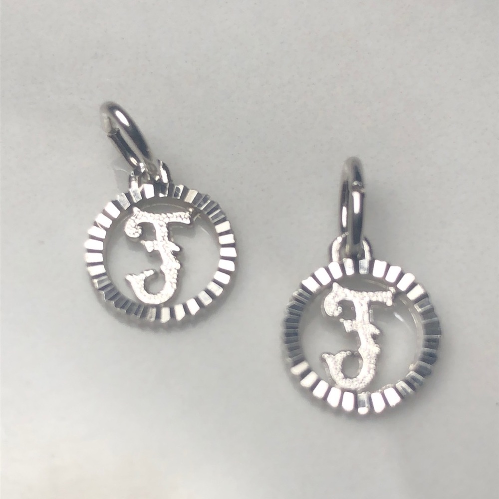 Solid sterling‎ silver initial “F” vintage pendant charm
